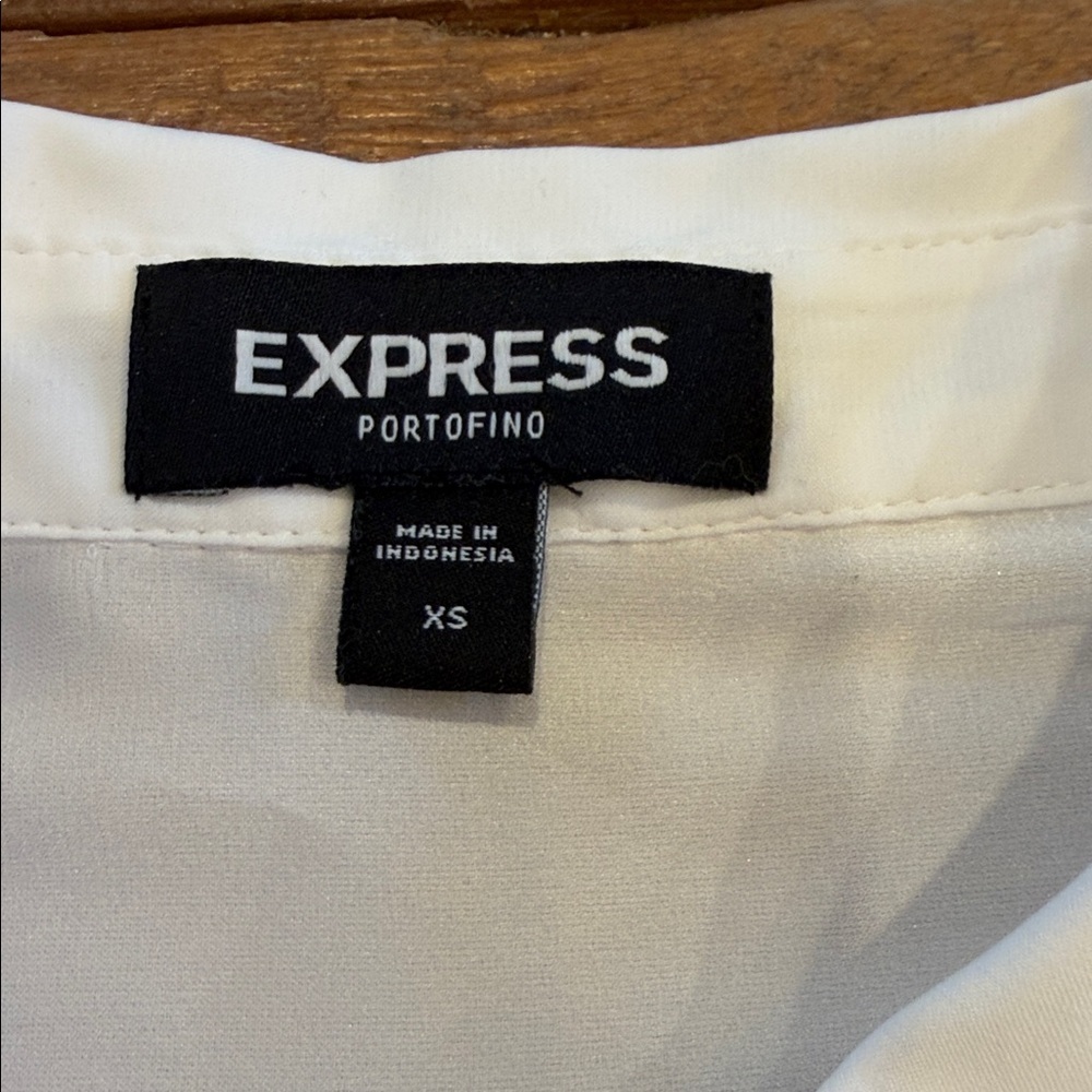 Express White Button-Down Collared Blouse - Picture 3 of 5